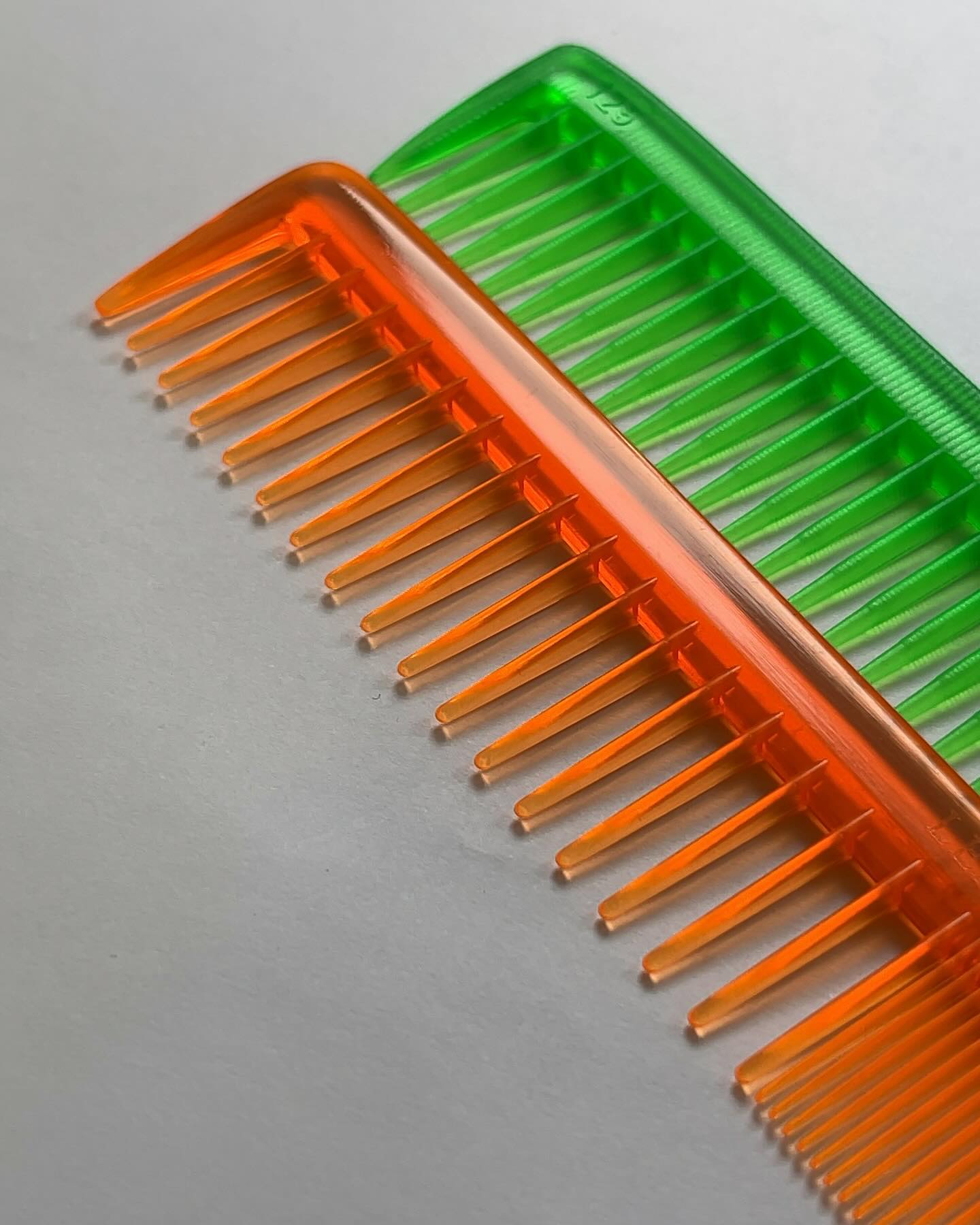 LEADER Neon Series – Cutting Comb
